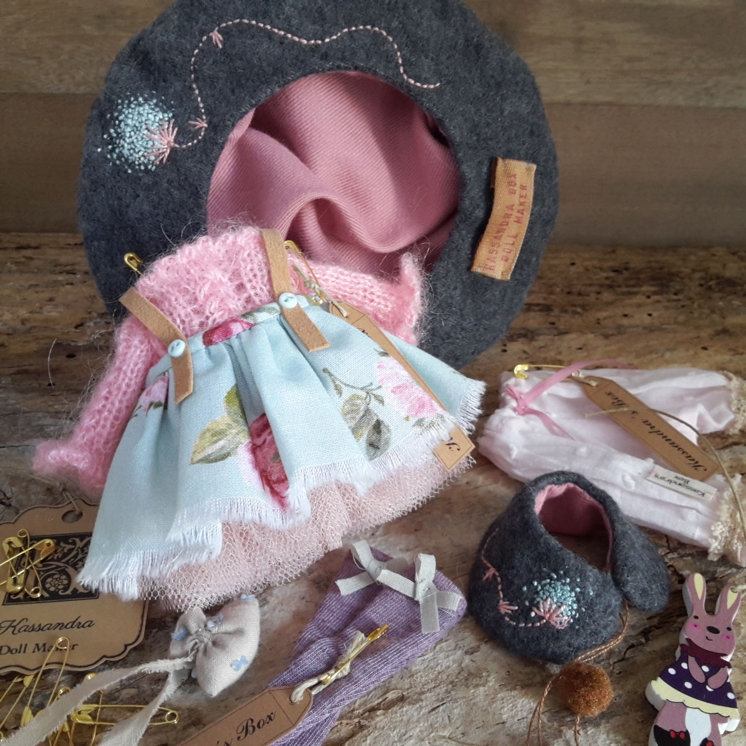 #014-03 PinkAndGreenSet
