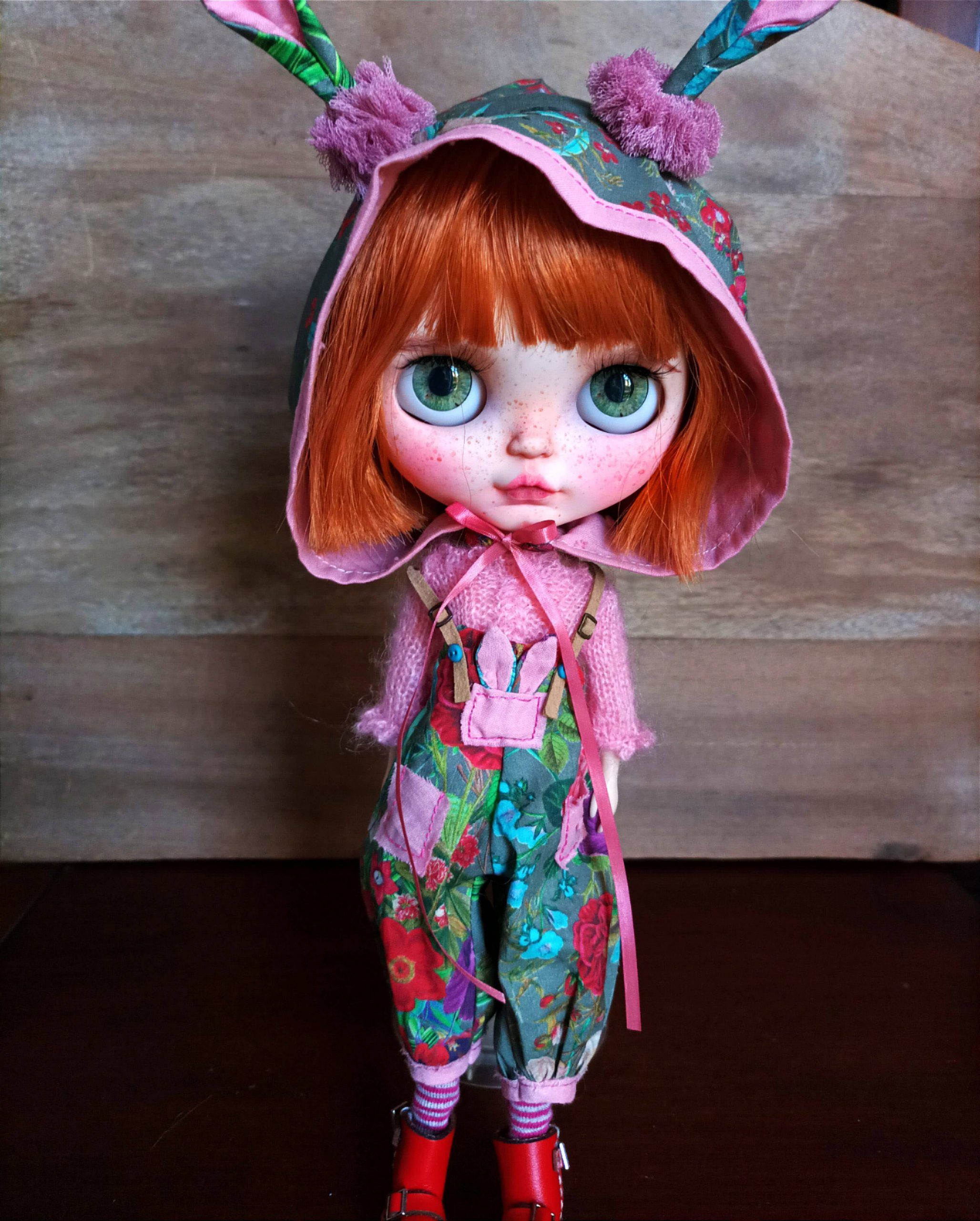 #033-06 OOAK-BlytheDollIsla