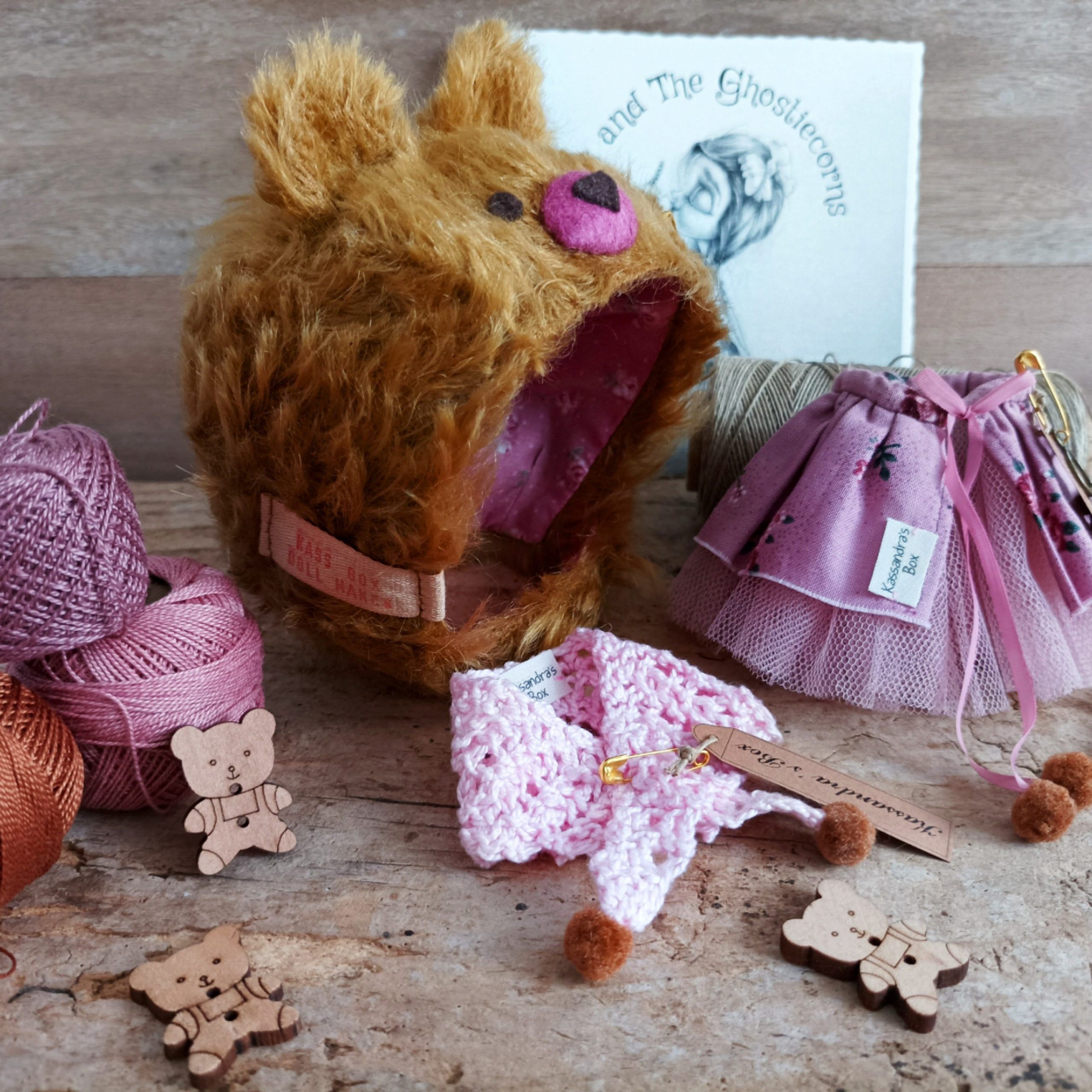 #040-03 BearHatPink