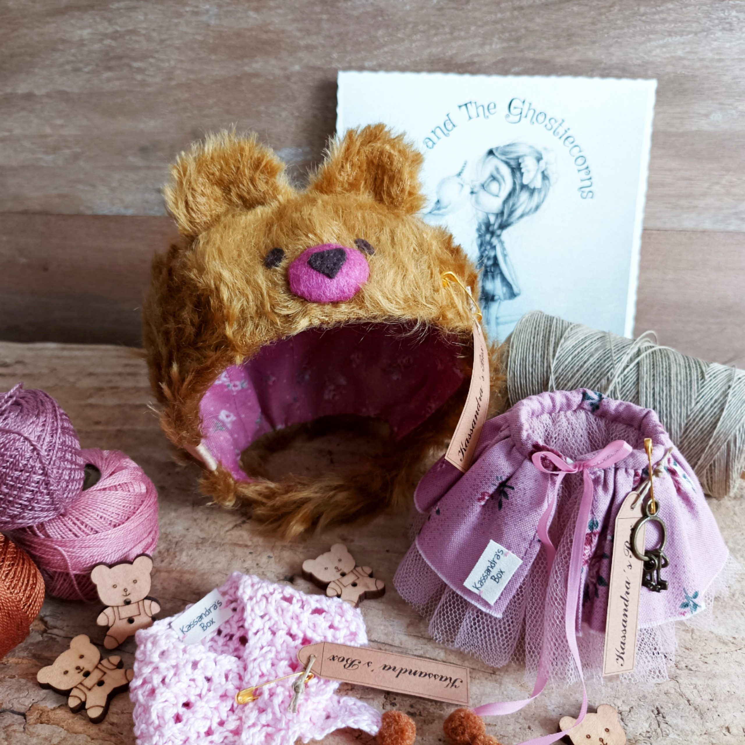 #040-04 BearHatPink