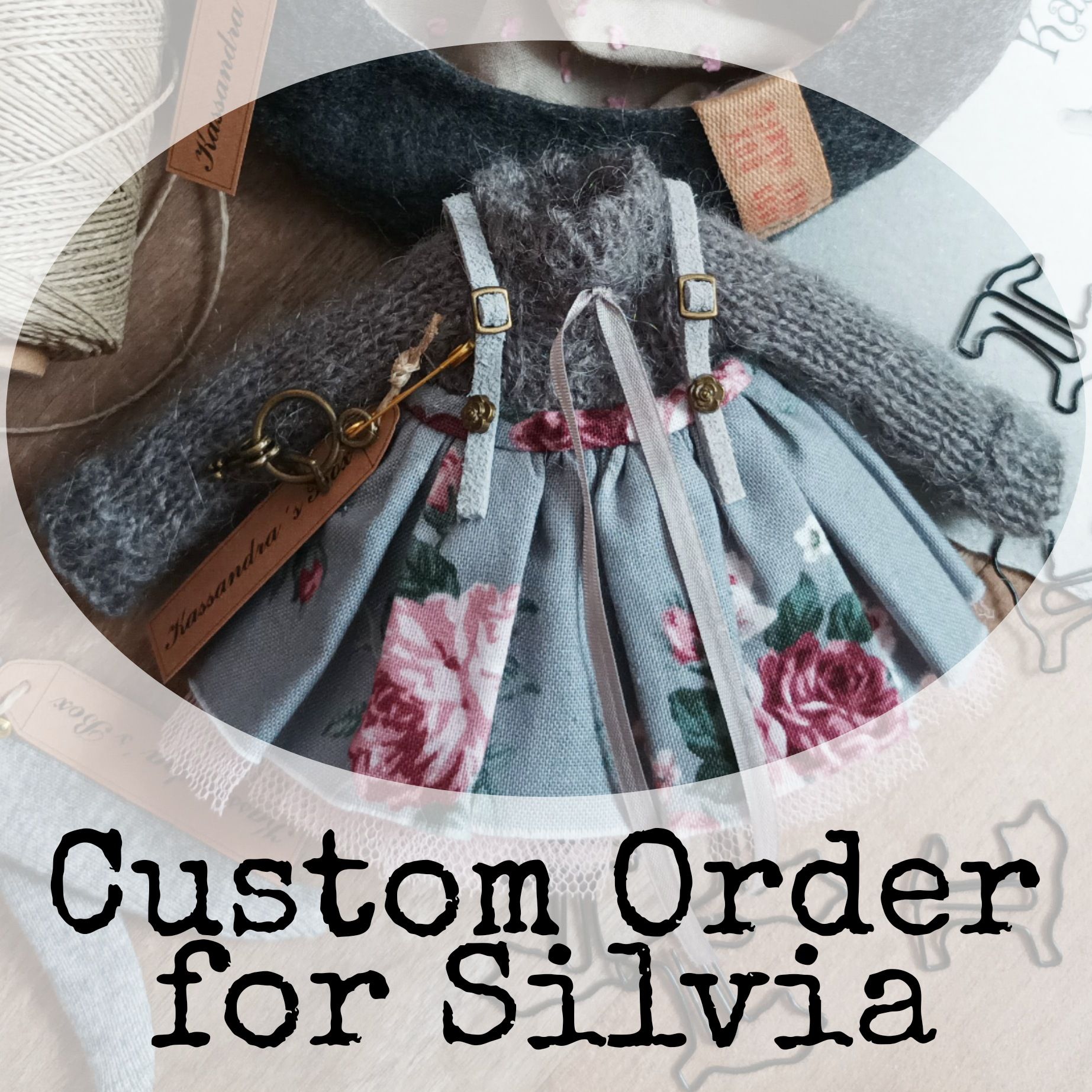 #041-01 VintageyGreySetSilvia