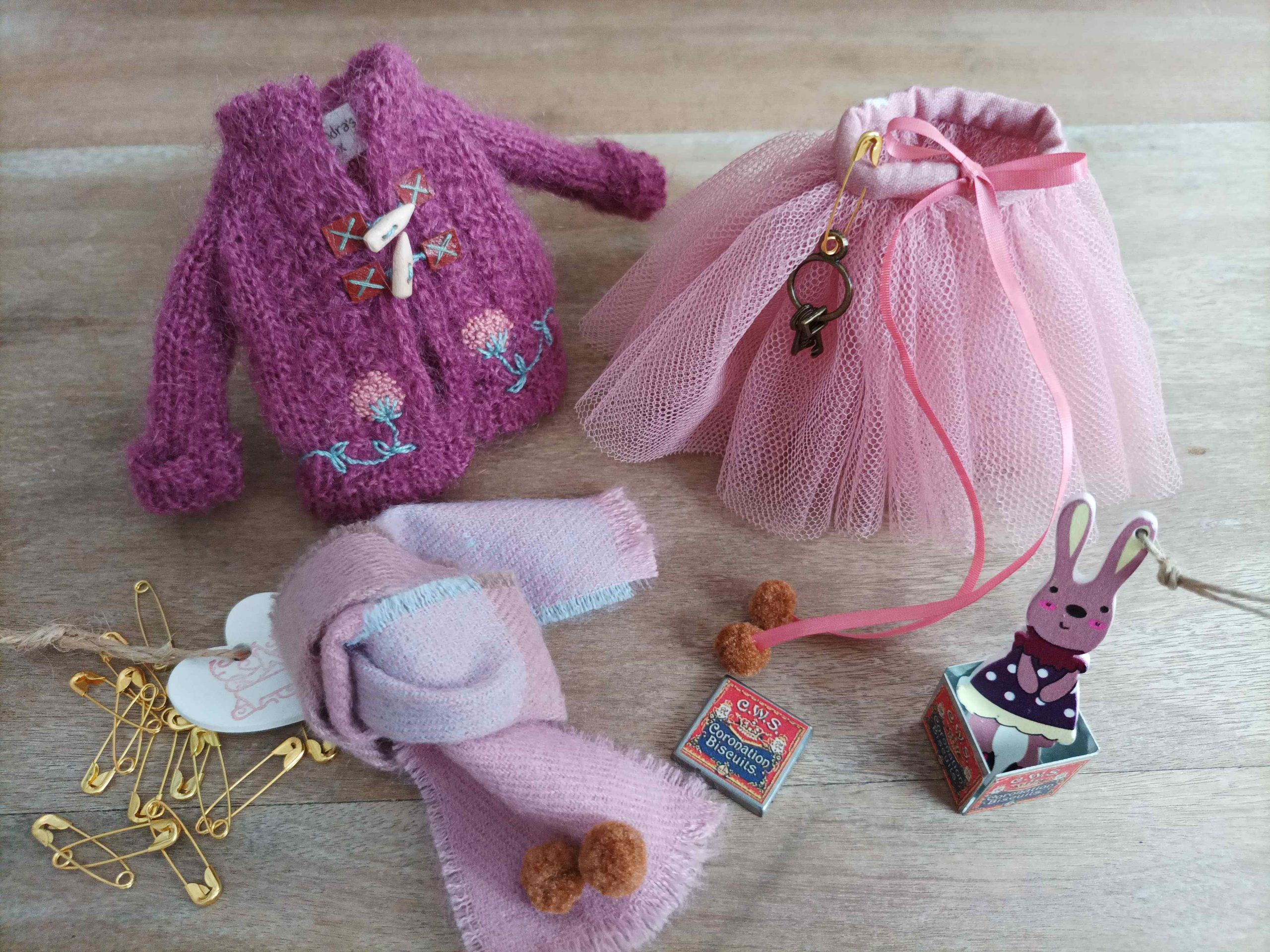 #043-02 PinkCardiganSet