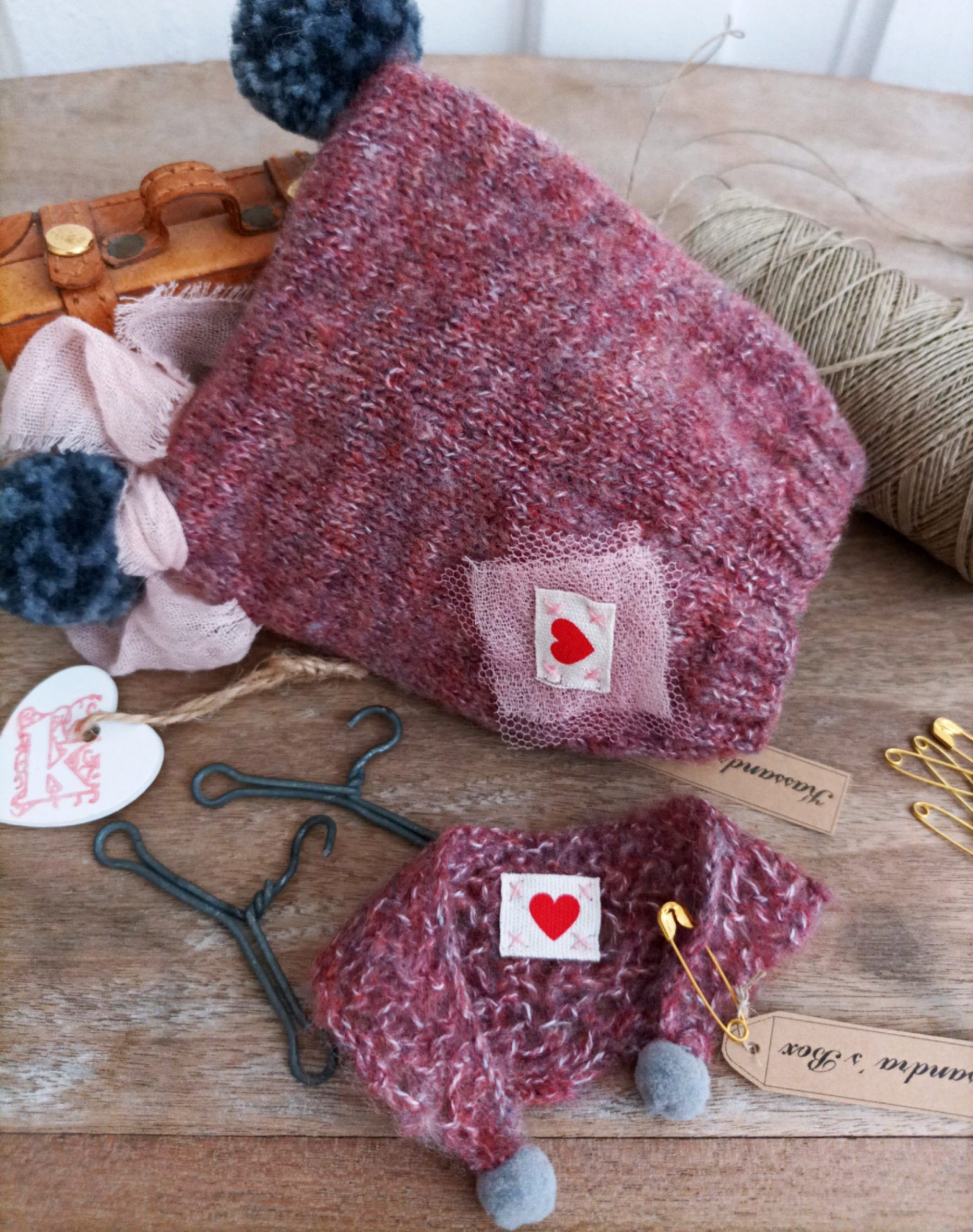 #085-02 EmbroideredKnitSet_DarkDustyPink