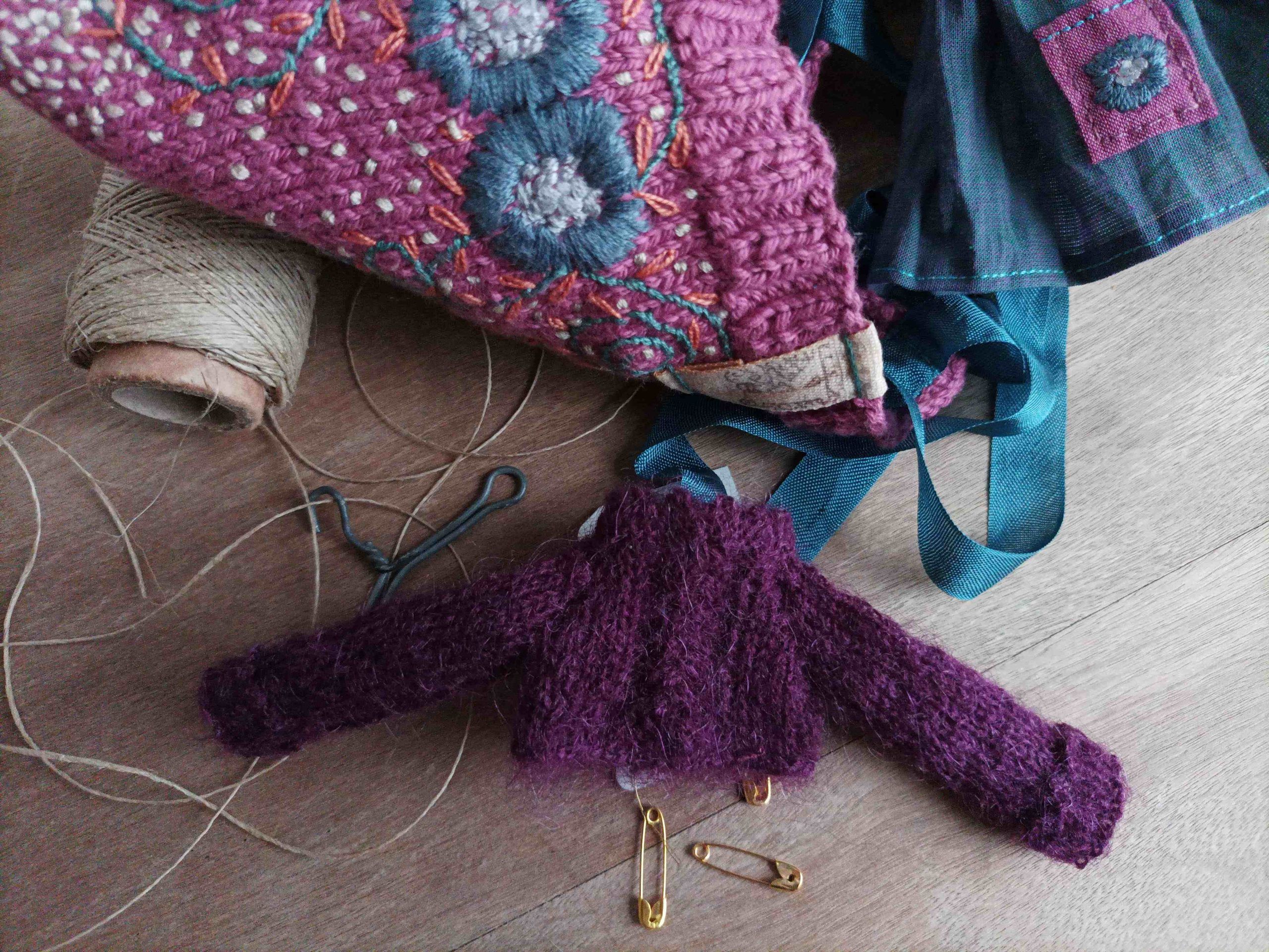#143-06 PinkAndBluePixieSet