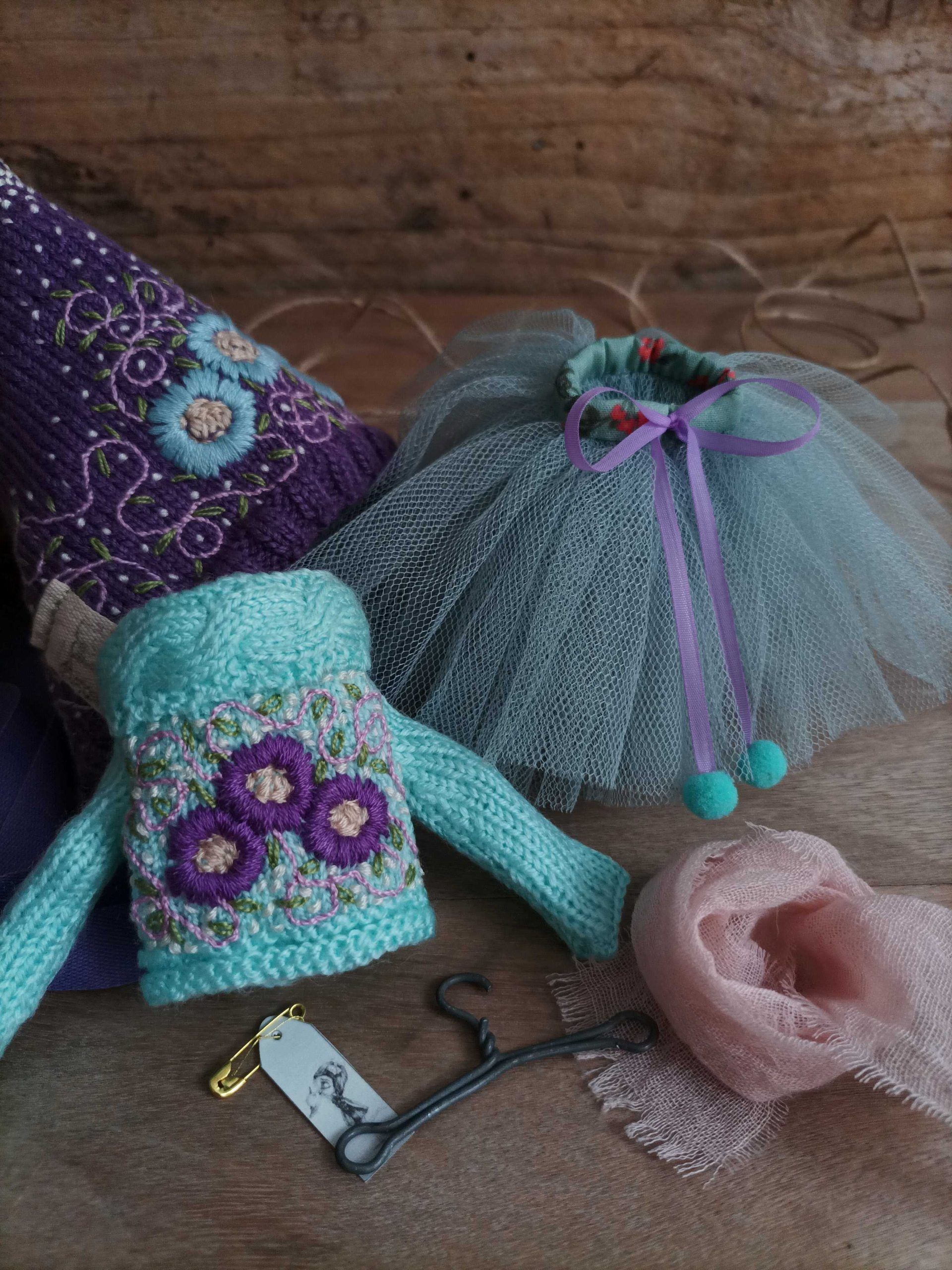 #156-04 PurpleAndTurquoisePixieSet