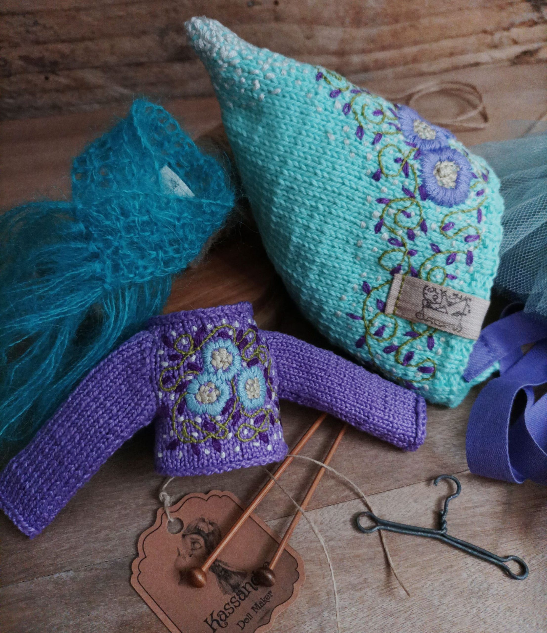 #161-02 TurquoiseAndPurplePixieSet