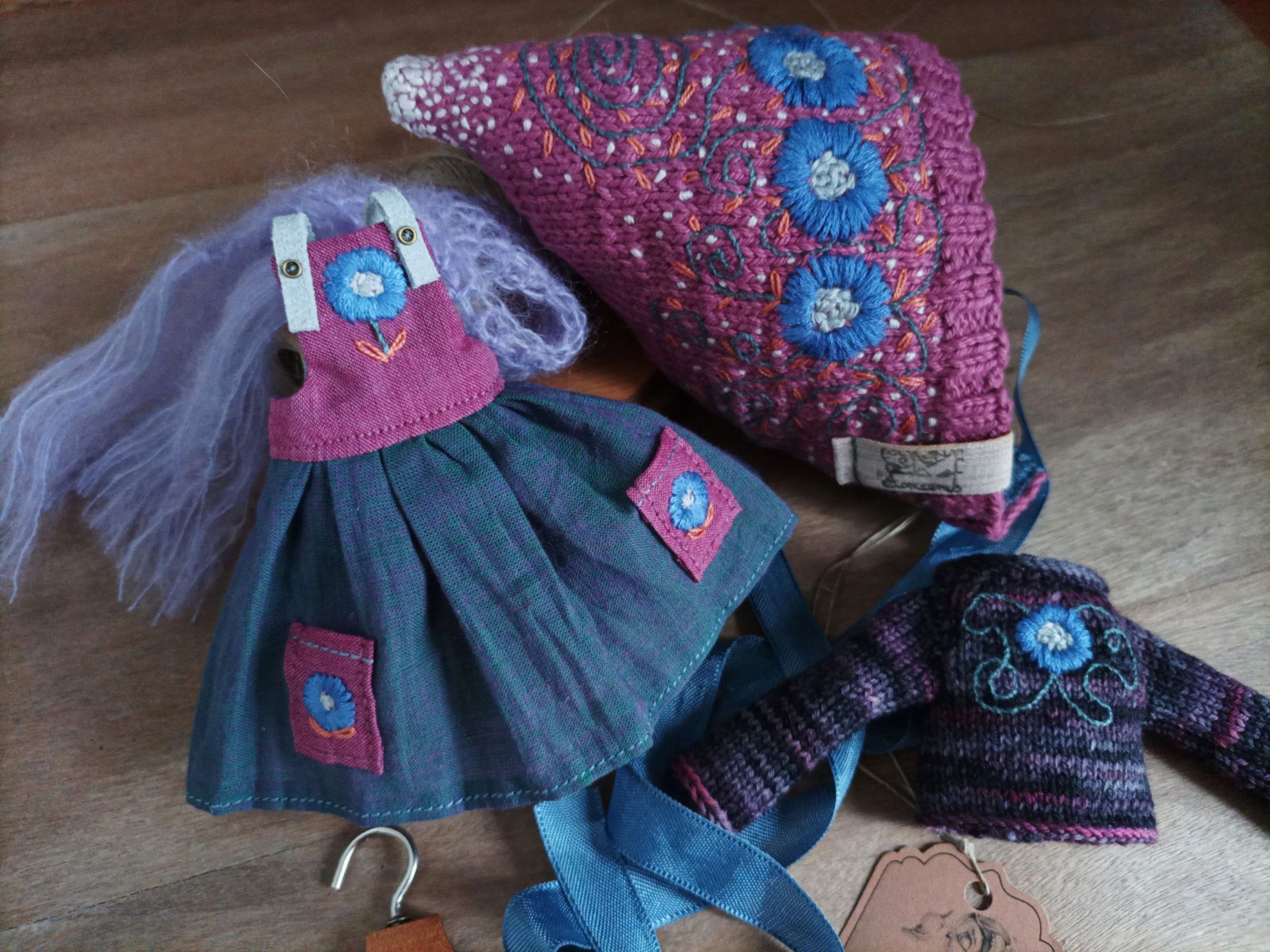 #166-03 PinkAndBluePixieSet
