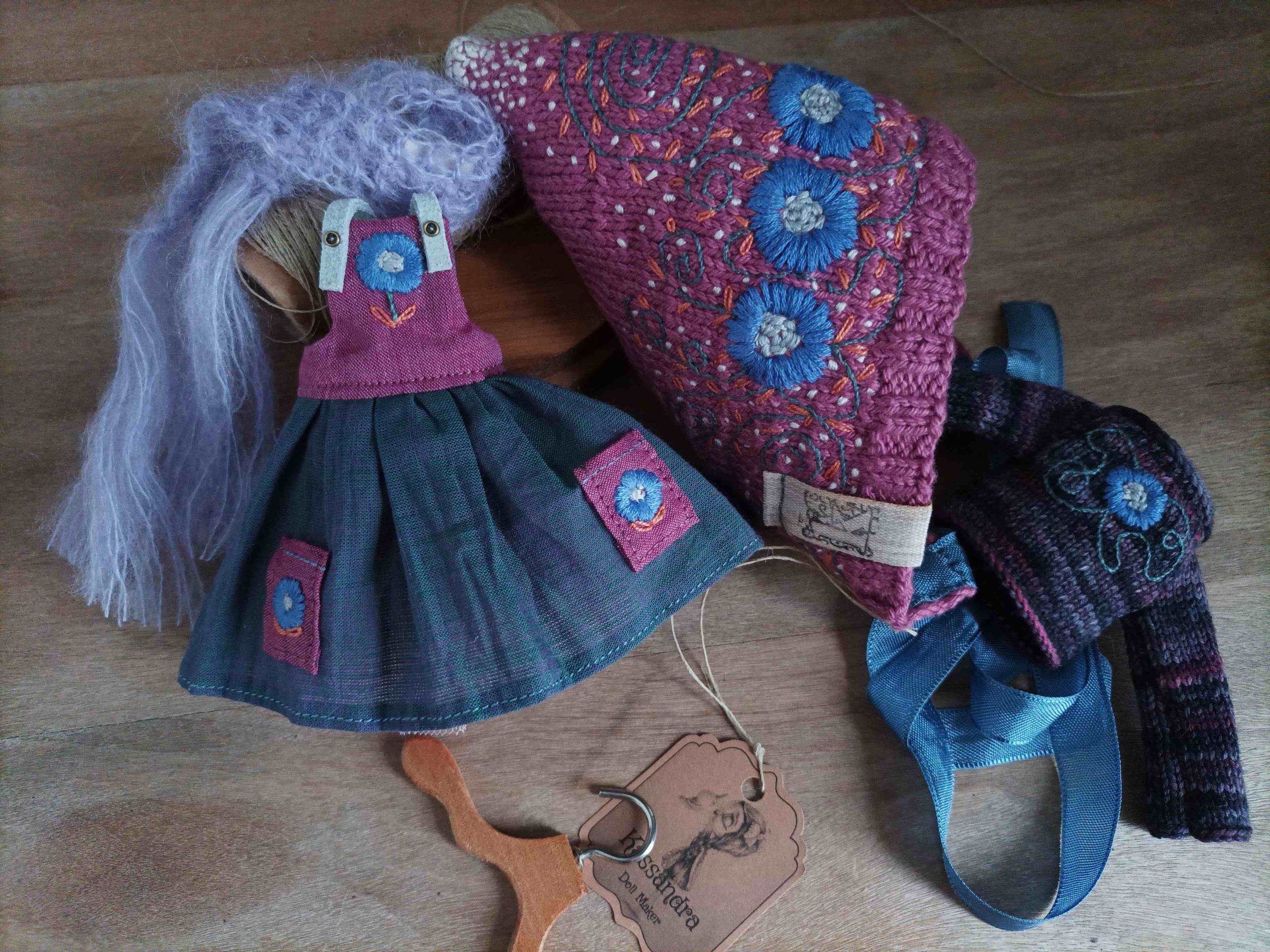 #166-04 PinkAndBluePixieSet