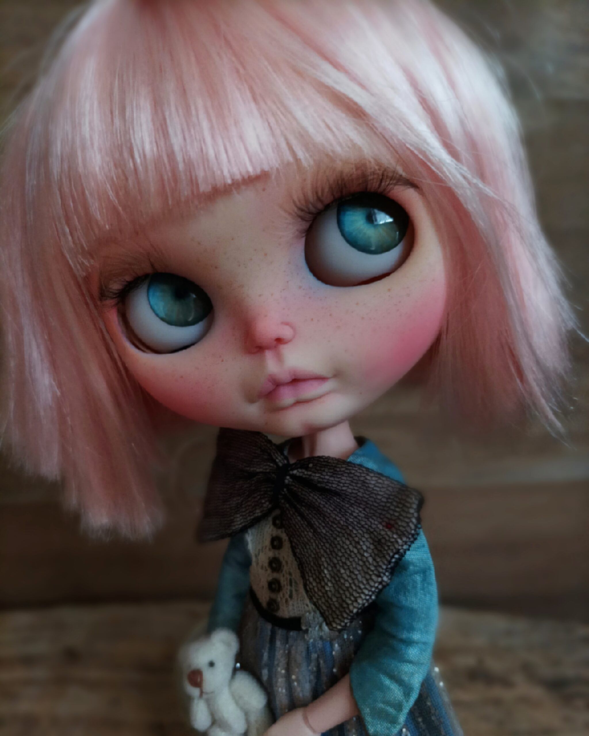 #168-01 OOAK-BlytheDollLin