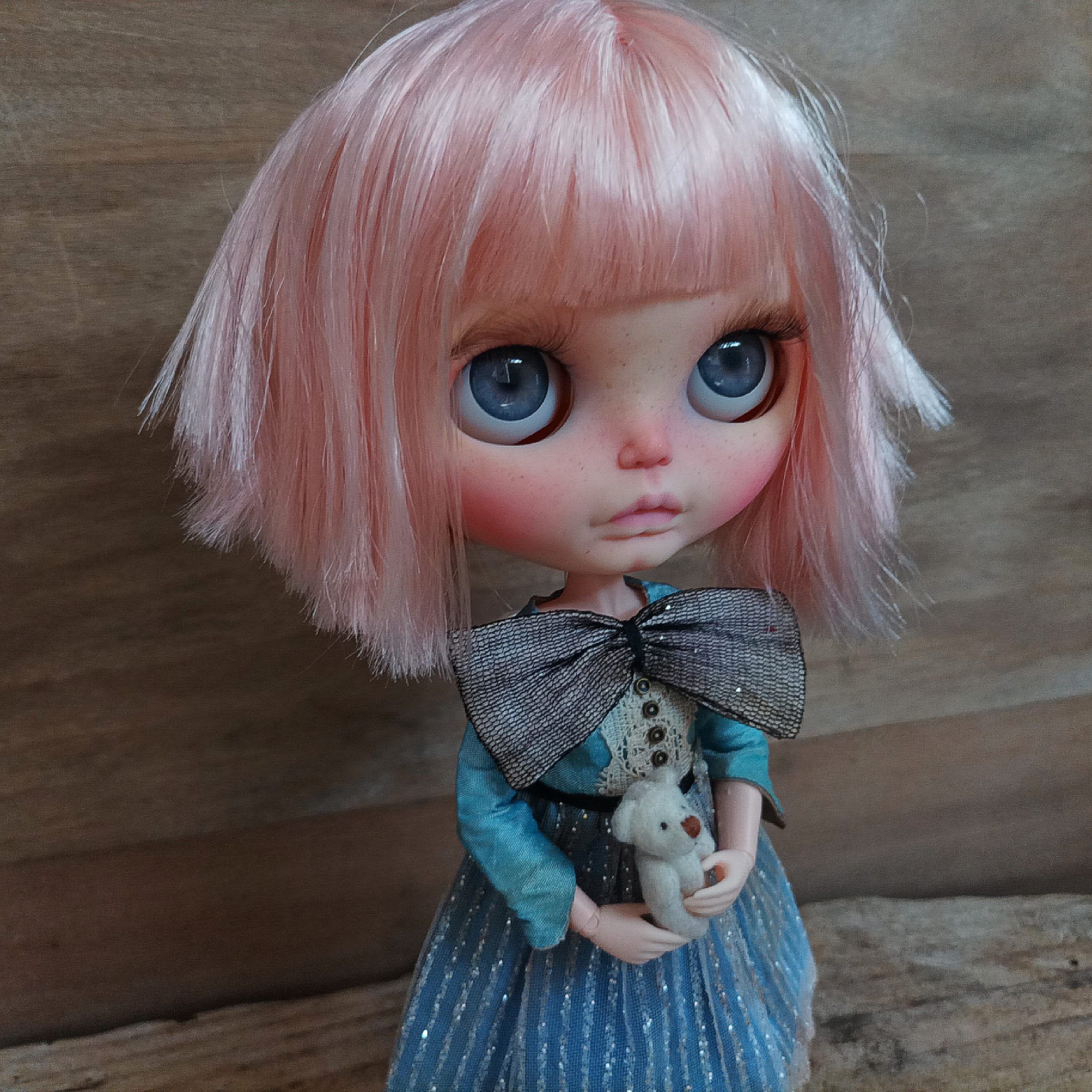 #168-05 OOAK-BlytheDollLin