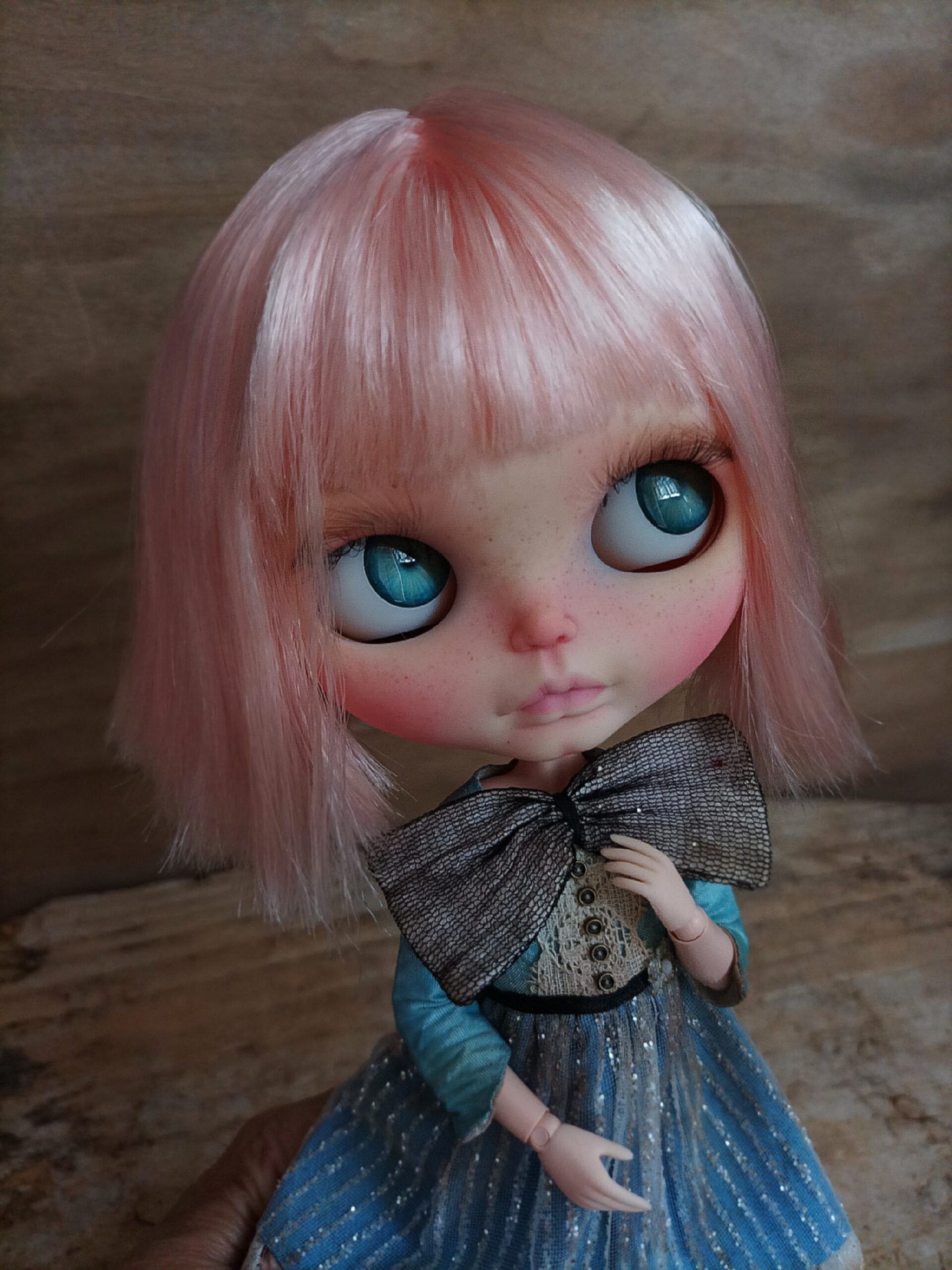 #168-11 OOAK-BlytheDollLin