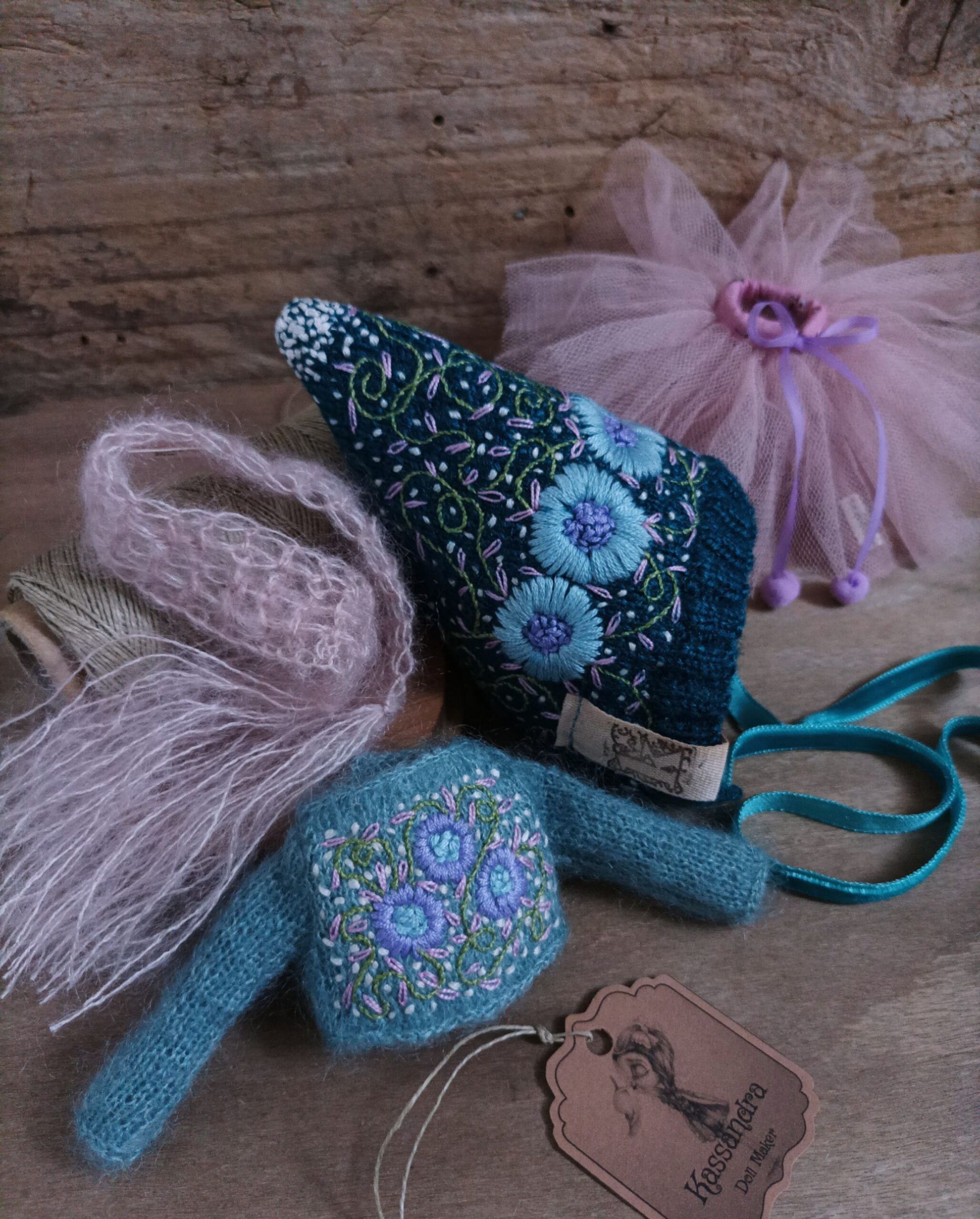 #171-02 PinkAndTealPixieSet
