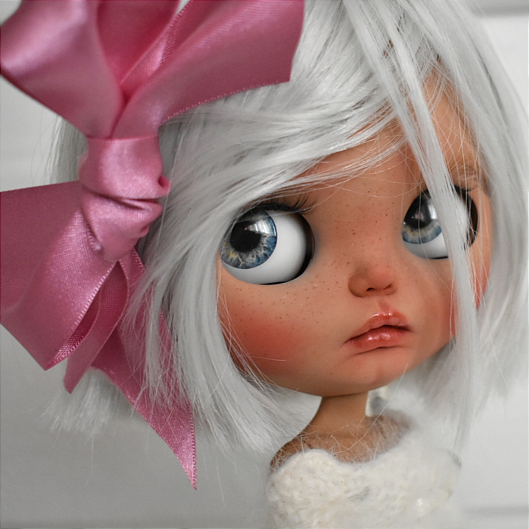 #185-12 OOAK-BlytheDollMila