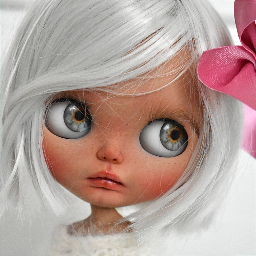 #185-14 OOAK-BlytheDollMila