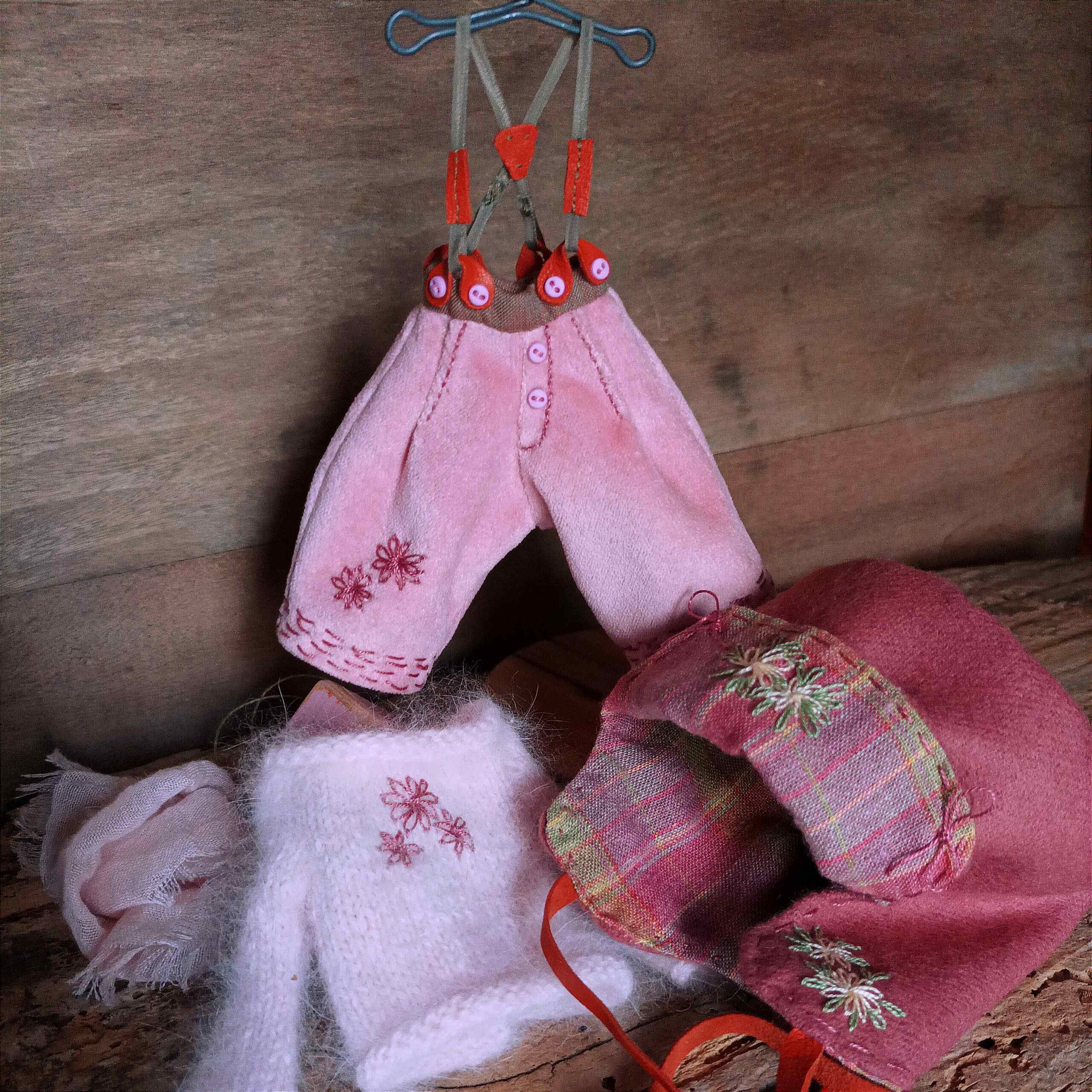 #192-02 ForestPinkSet