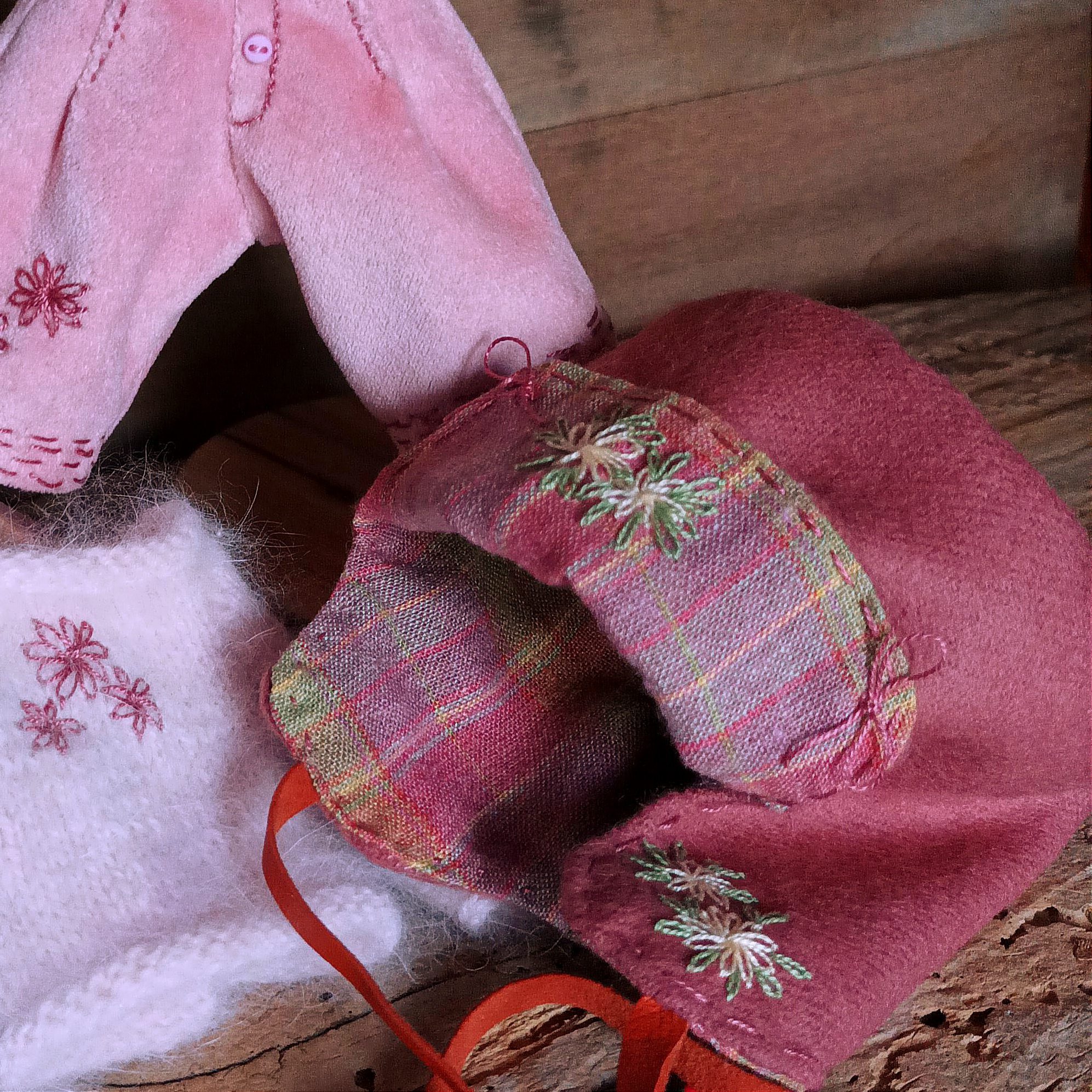 #192-03 ForestPinkSet
