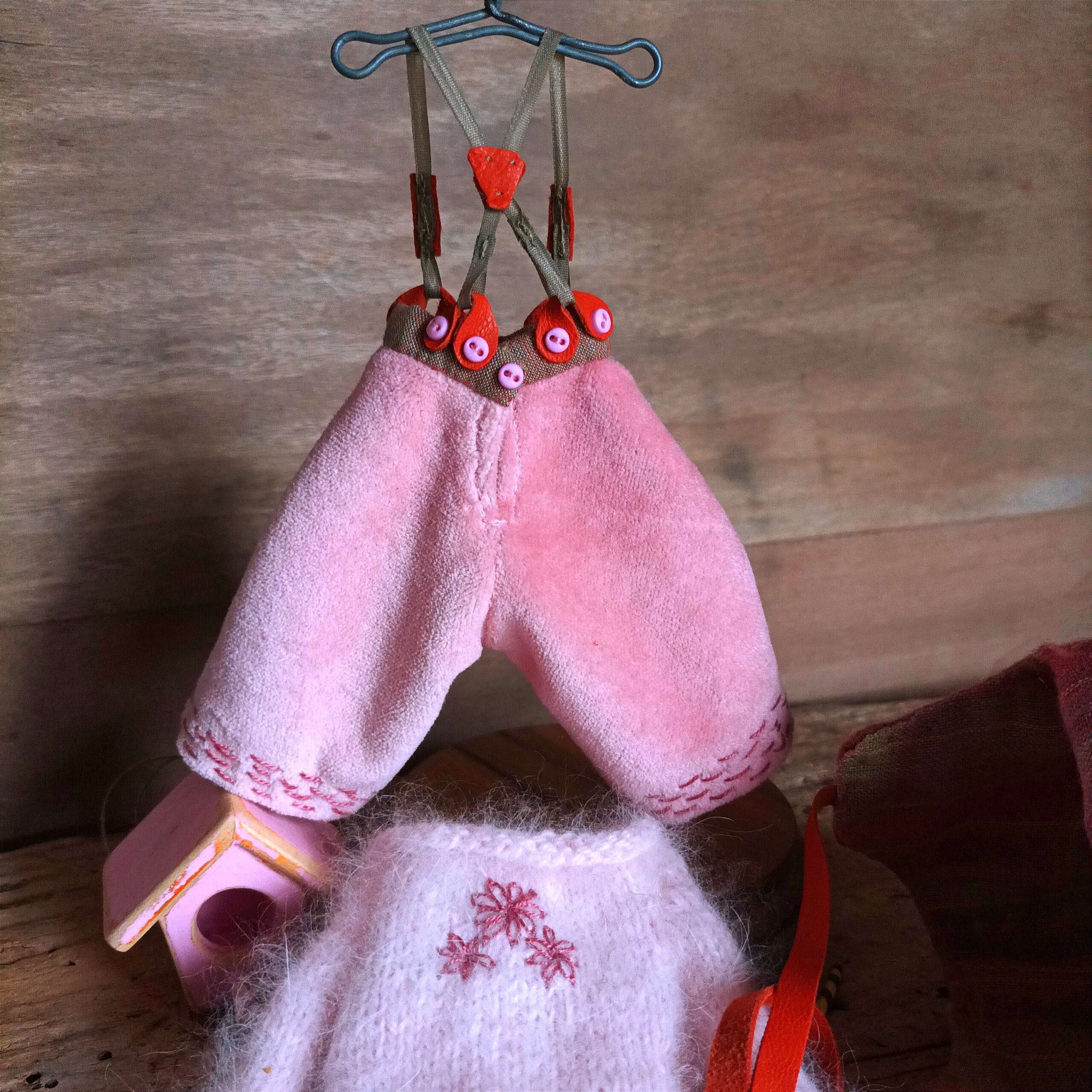 #192-07 ForestPinkSet