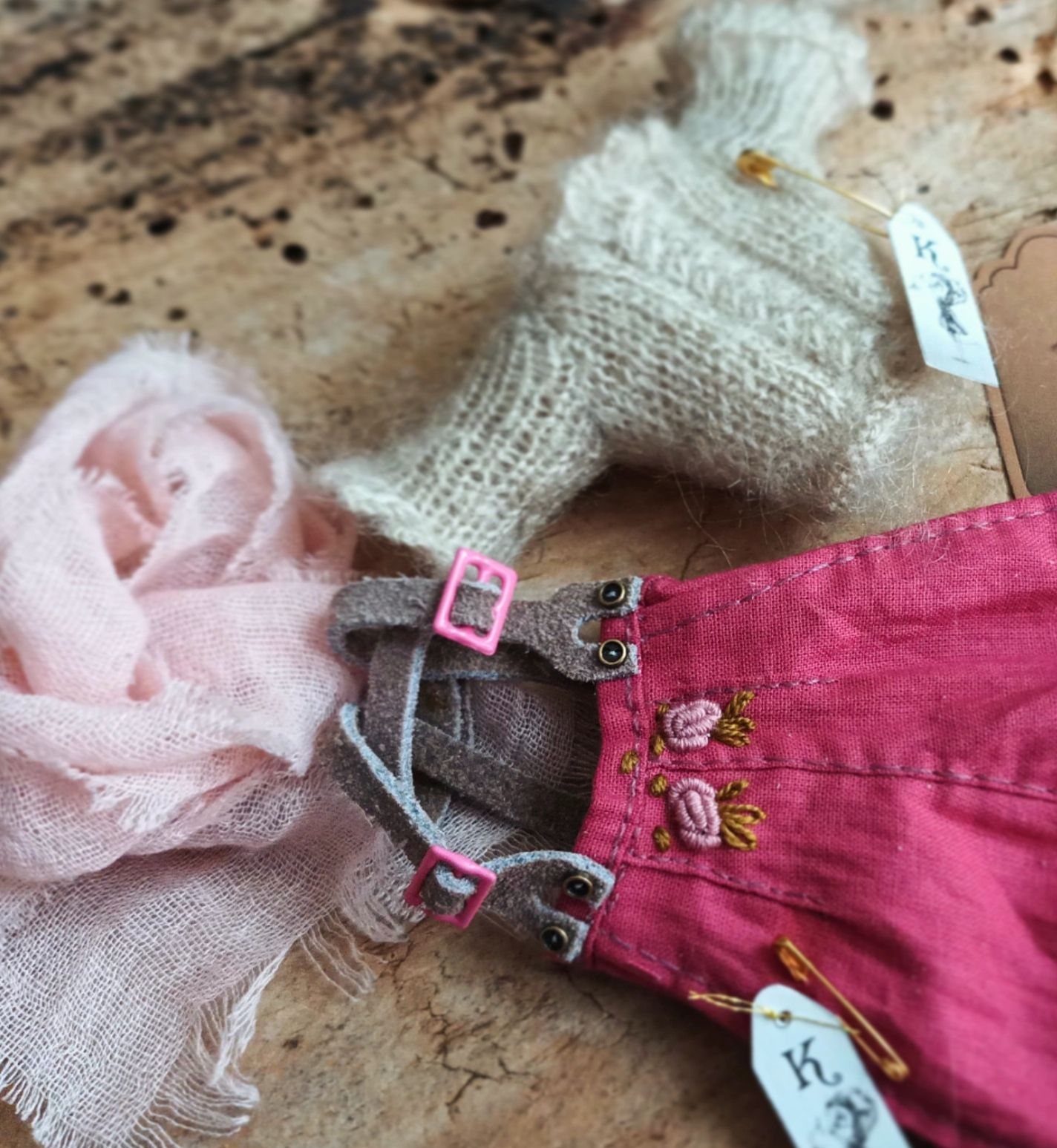 #194-01 PinkDungarees