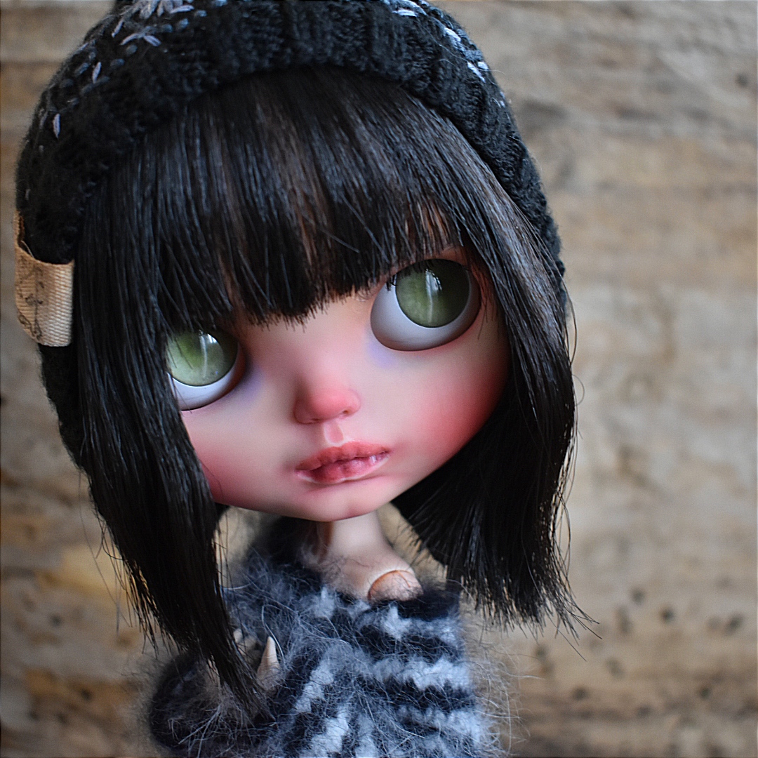 #205_10 OOAK-BlytheDollVivian