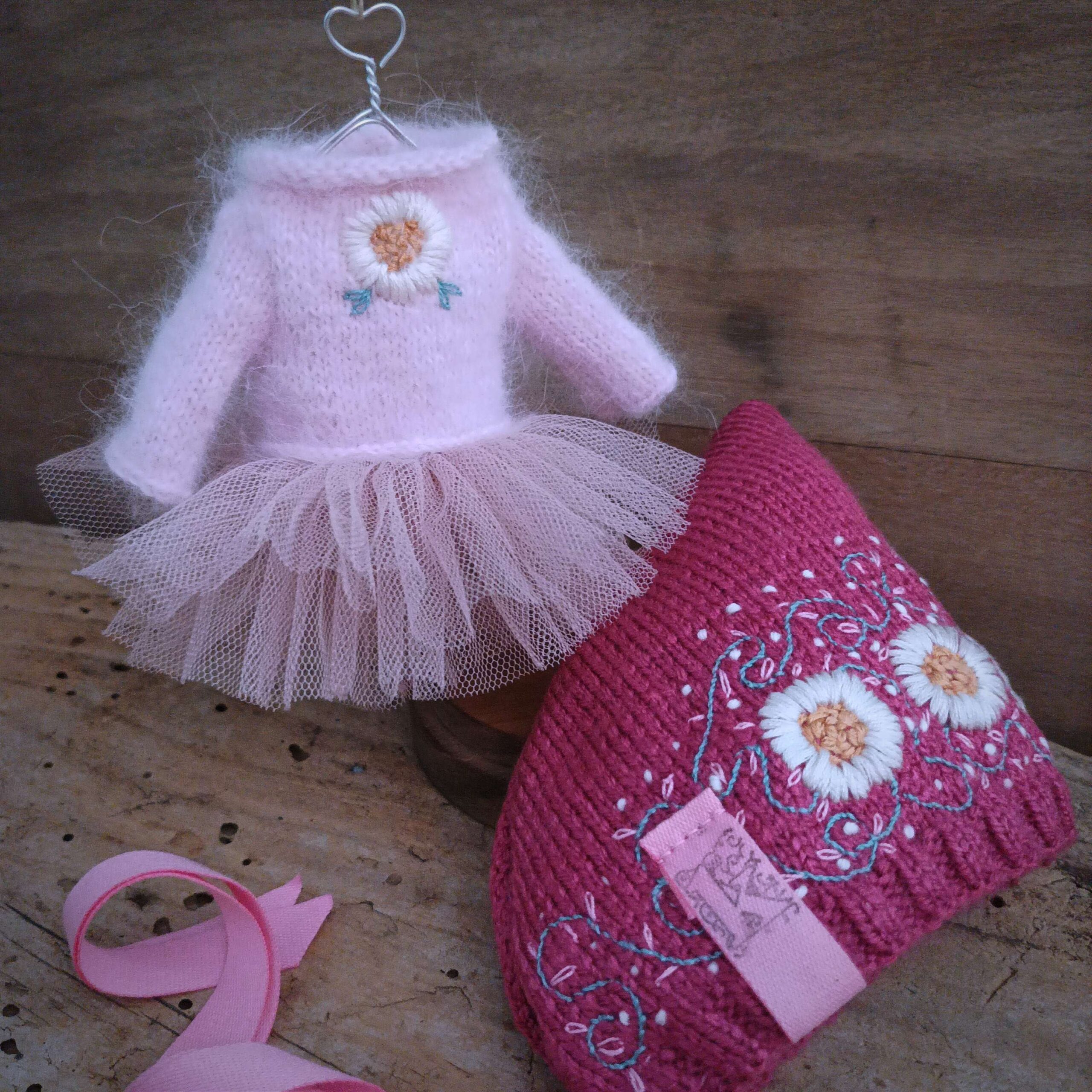 #227-04 PinkAngoraSet