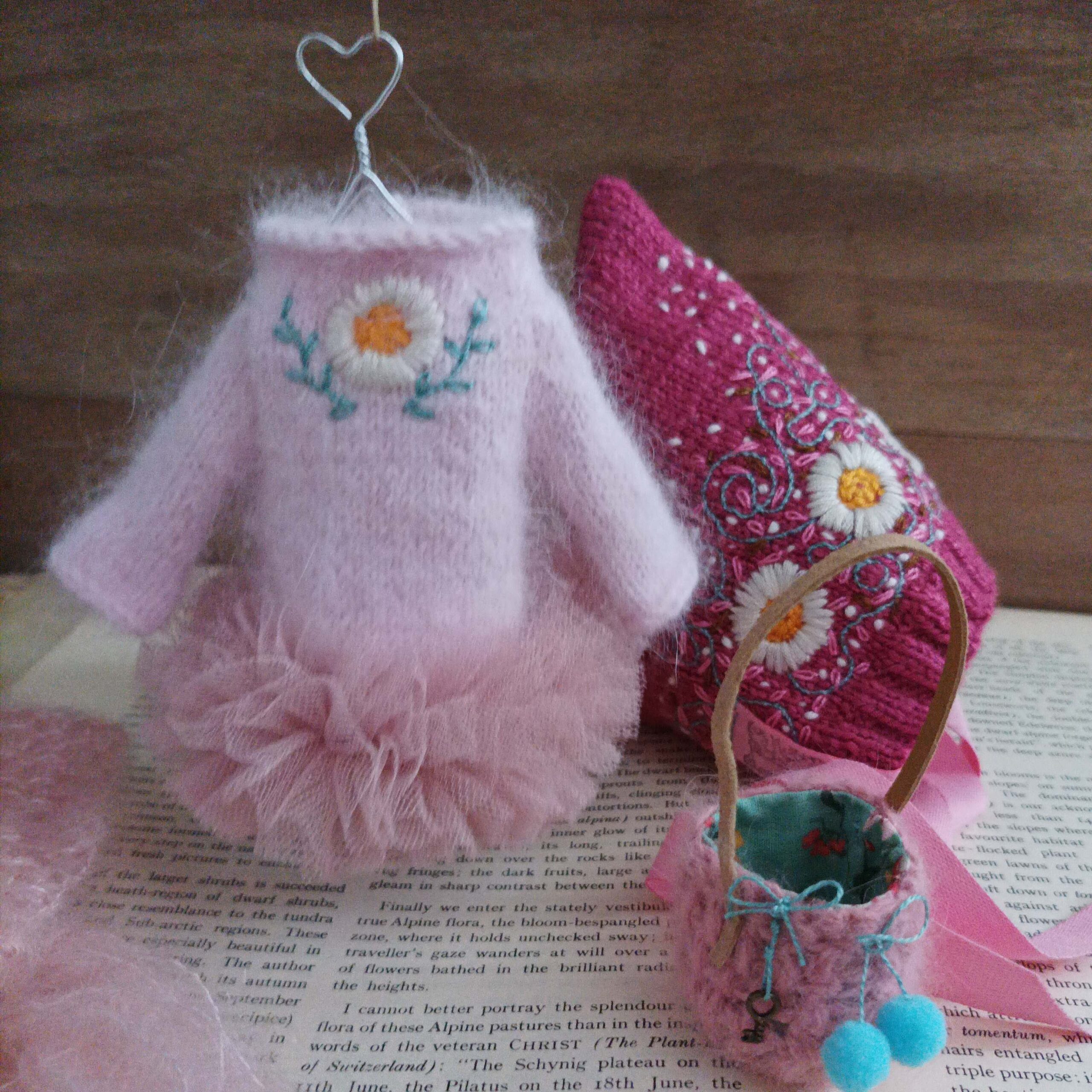 #228-04 PinkAngoraOutfit