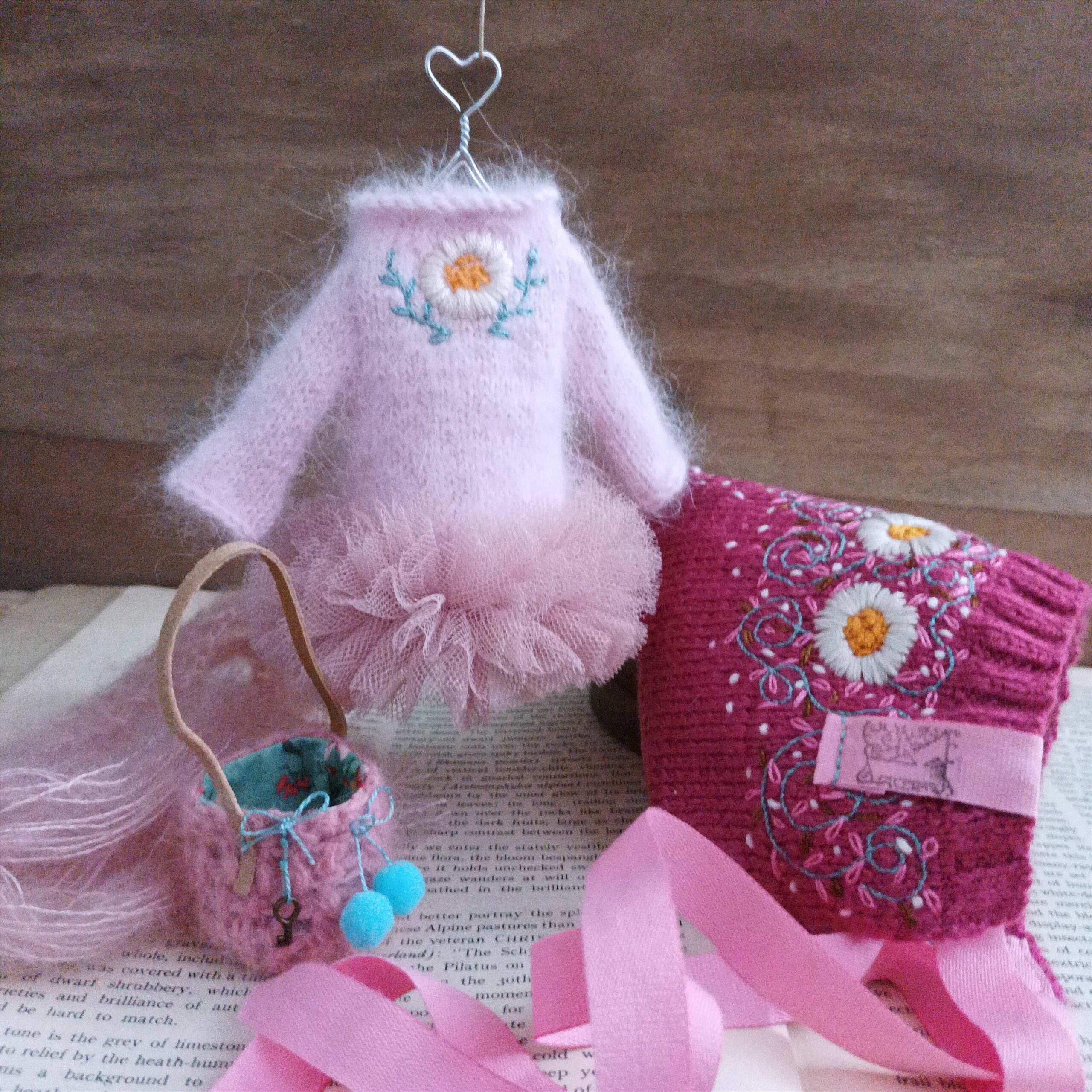 #228-05 PinkAngoraOutfit